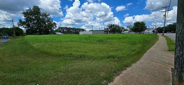 1.37 Acres of Commercial Land for Sale in Thomasville, Georgia