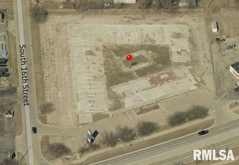1 Acre of Commercial Land for Sale in Clinton, Iowa