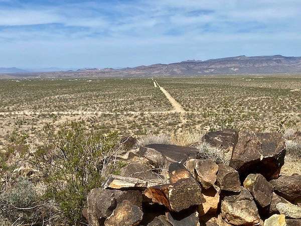 2 Acres of Land for Sale in Yucca, Arizona