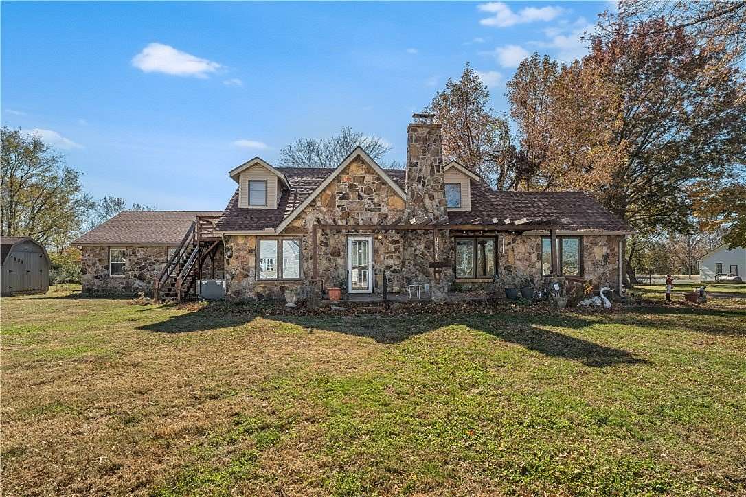 1.72 Acres of Land with Home for Sale in Hiwasse, Arkansas