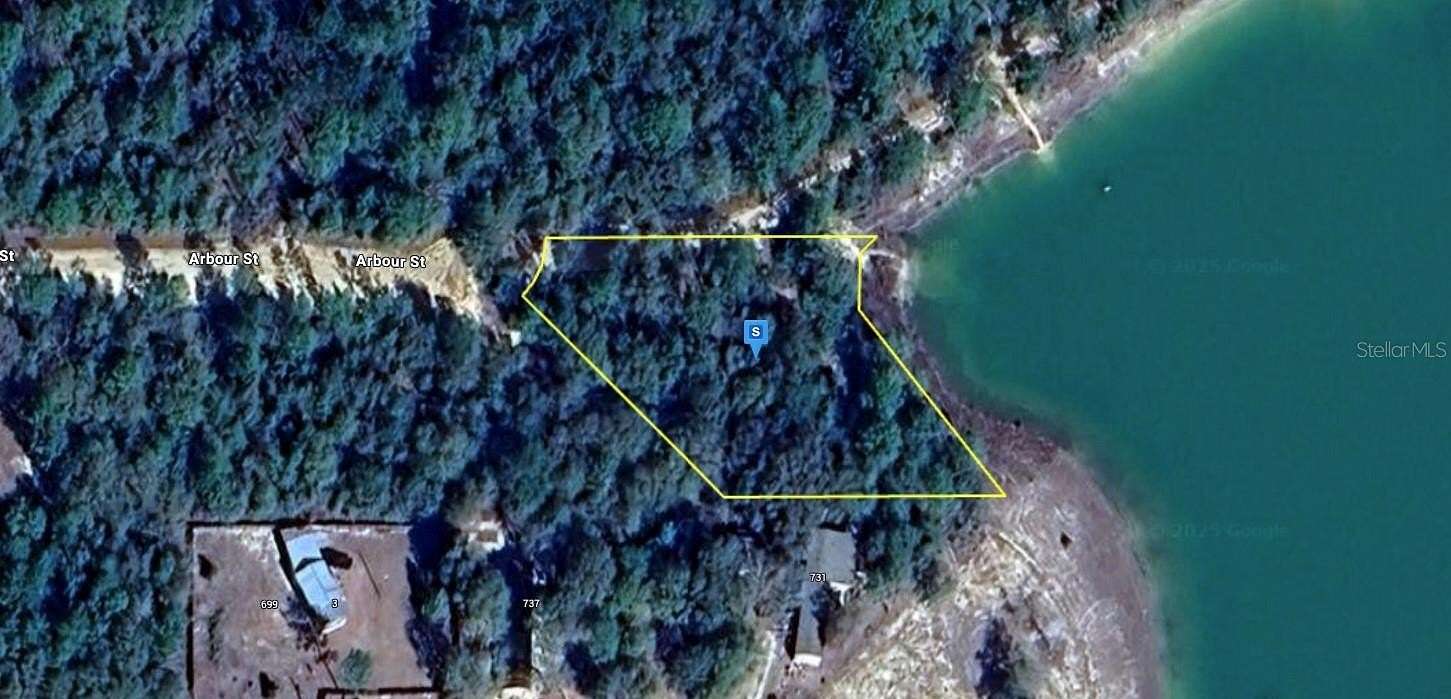 0.8 Acres of Residential Land for Sale in DeFuniak Springs, Florida