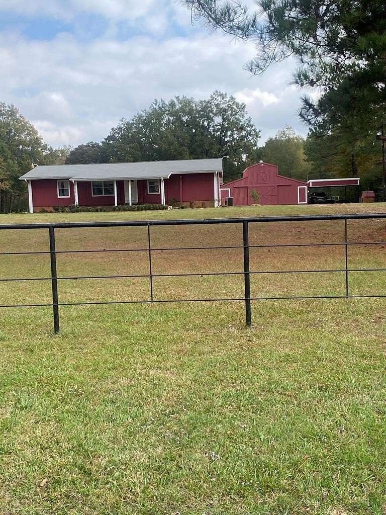 2.56 Acres of Land with Home for Sale in Crockett, Texas