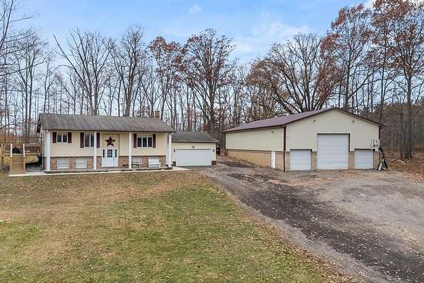 6.5 Acres of Residential Land with Home for Sale in Mansfield, Ohio