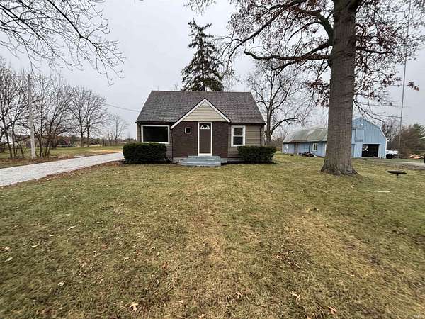 2.28 Acres of Residential Land with Home for Sale in Fort Wayne, Indiana