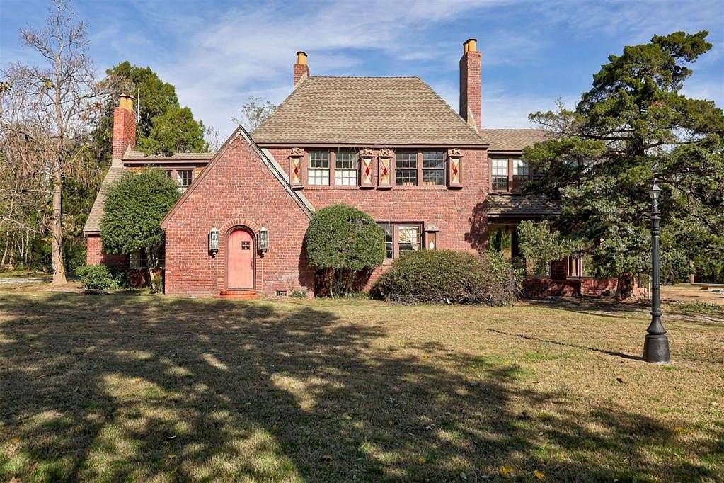 2.73 Acres of Residential Land with Home for Sale in Oklahoma City, Oklahoma