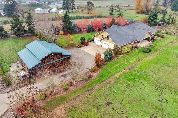 5.5 Acres of Land with Home for Sale in Woodburn, Oregon