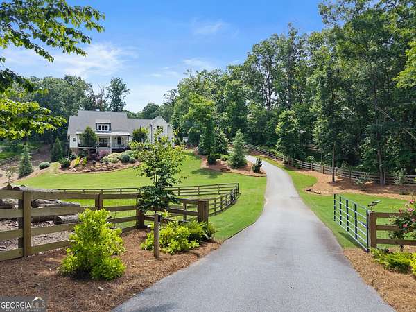 2.13 Acres of Residential Land with Home for Sale in Gainesville, Georgia