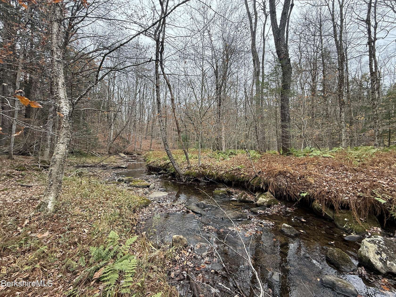 6.52 Acres of Residential Land for Sale in Becket, Massachusetts