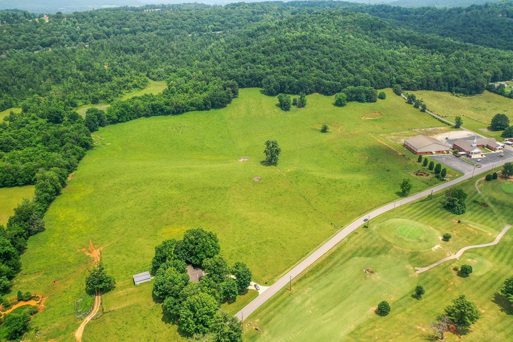 100 Acres of Land with Home for Sale in Sparta, Tennessee