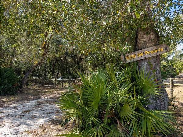 2.46 Acres of Residential Land for Sale in Arcadia, Florida