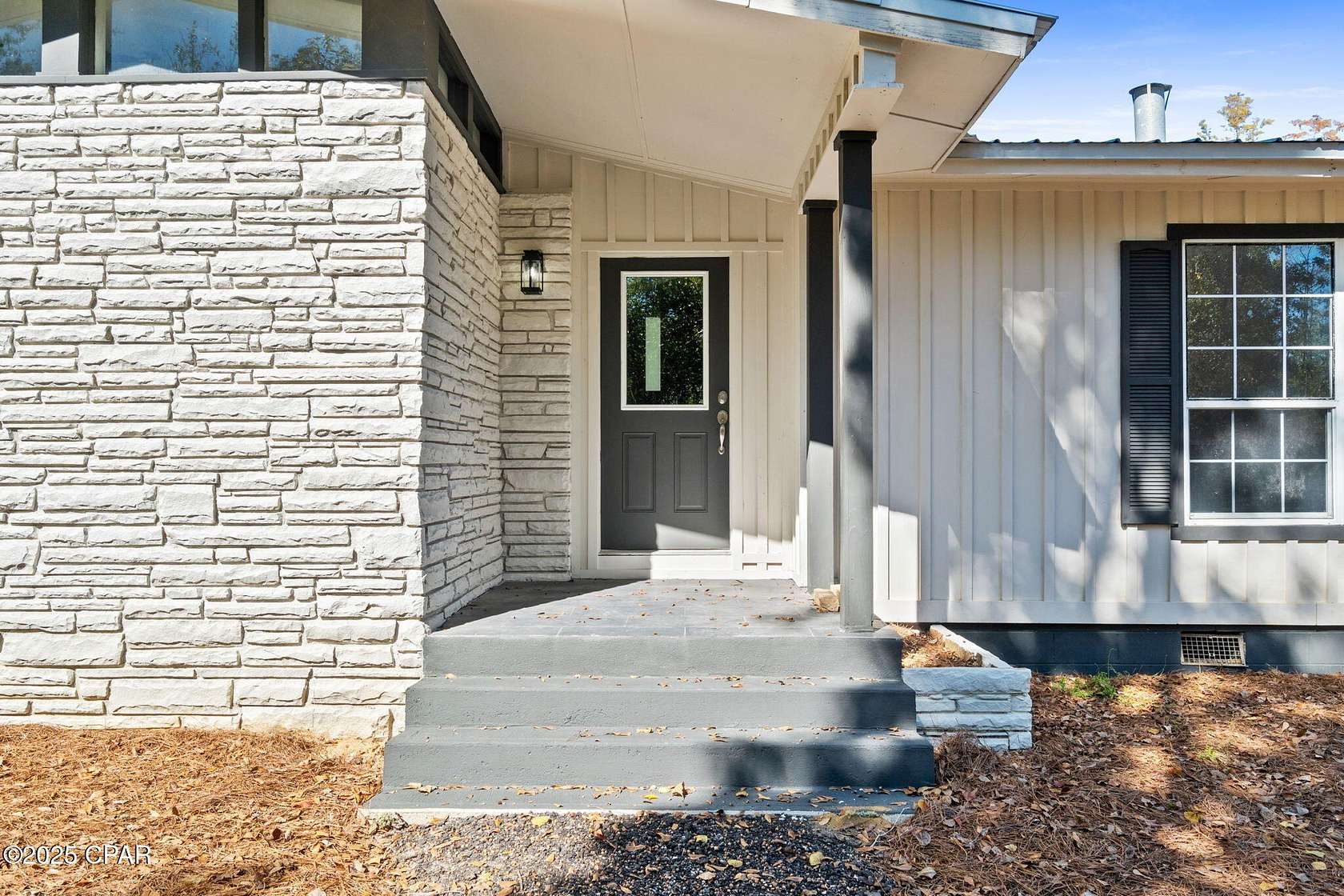 1.5 Acres of Residential Land with Home for Sale in Wewahitchka, Florida