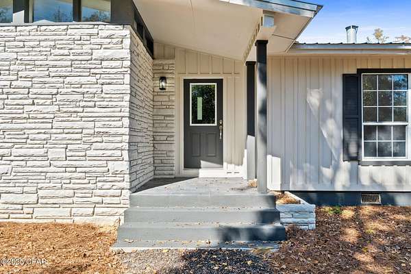 1.5 Acres of Residential Land with Home for Sale in Wewahitchka, Florida