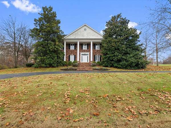 4.6 Acres of Residential Land with Home for Sale in Madisonville, Kentucky