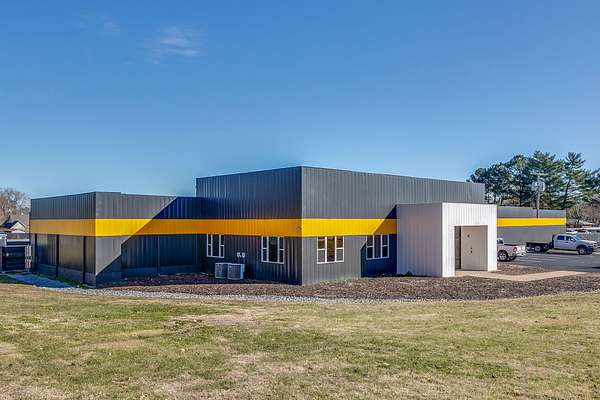 5.33 Acres of Improved Commercial Land for Lease in Mount Pleasant, Tennessee