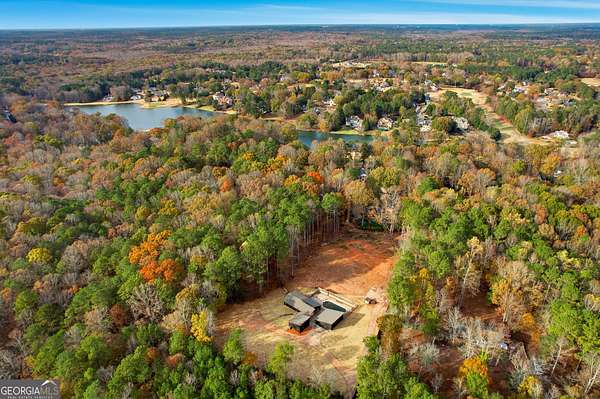4.1 Acres of Residential Land with Home for Sale in Fayetteville, Georgia