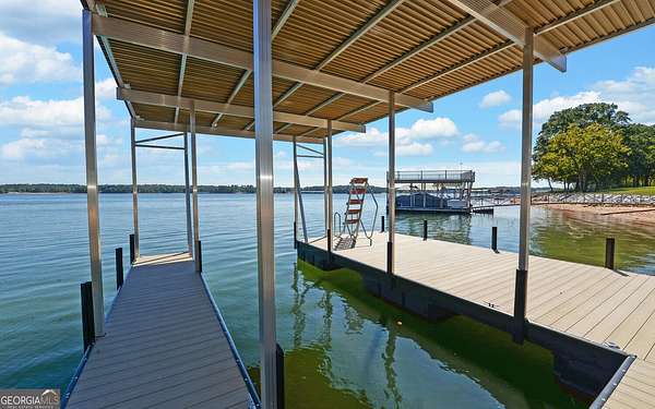 0.5 Acres of Land for Sale in Hartwell, Georgia