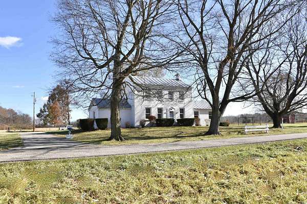 16.8 Acres of Land with Home for Sale in Albany, Indiana