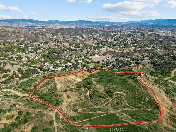 10.2 Acres of Agricultural Land for Sale in Castaic, California