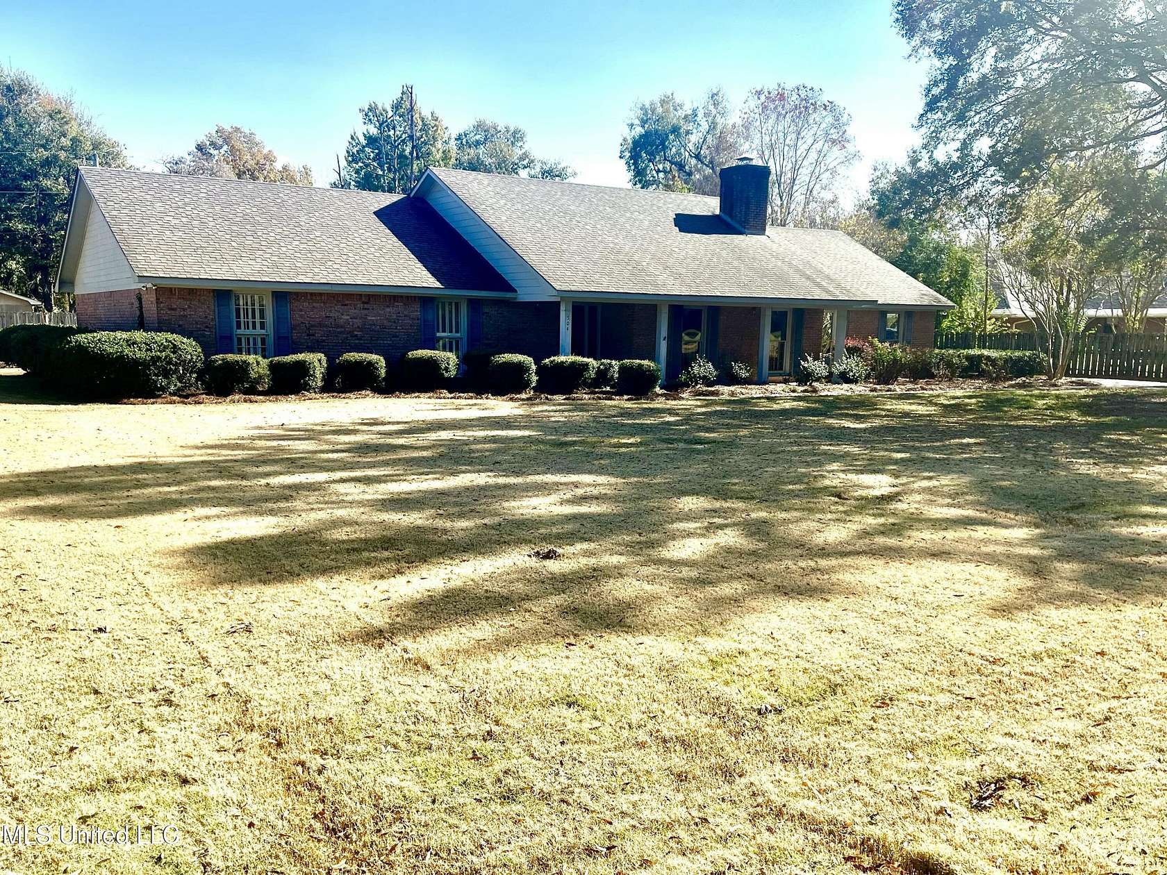 2 Acres of Residential Land with Home for Sale in Belzoni, Mississippi