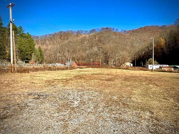 0.4 Acres of Mixed-Use Land for Sale in Huddy, Kentucky