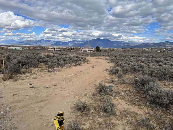 1.25 Acres of Residential Land for Sale in Ranchos de Taos, New Mexico