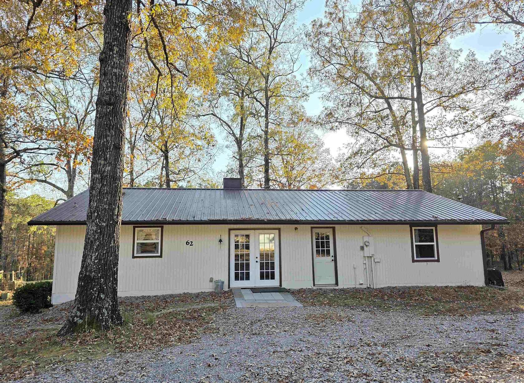 3.56 Acres of Residential Land with Home for Sale in Glenwood, Arkansas