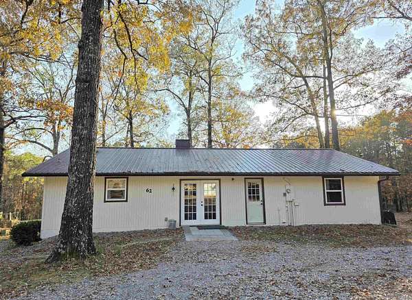 3.56 Acres of Residential Land with Home for Sale in Glenwood, Arkansas