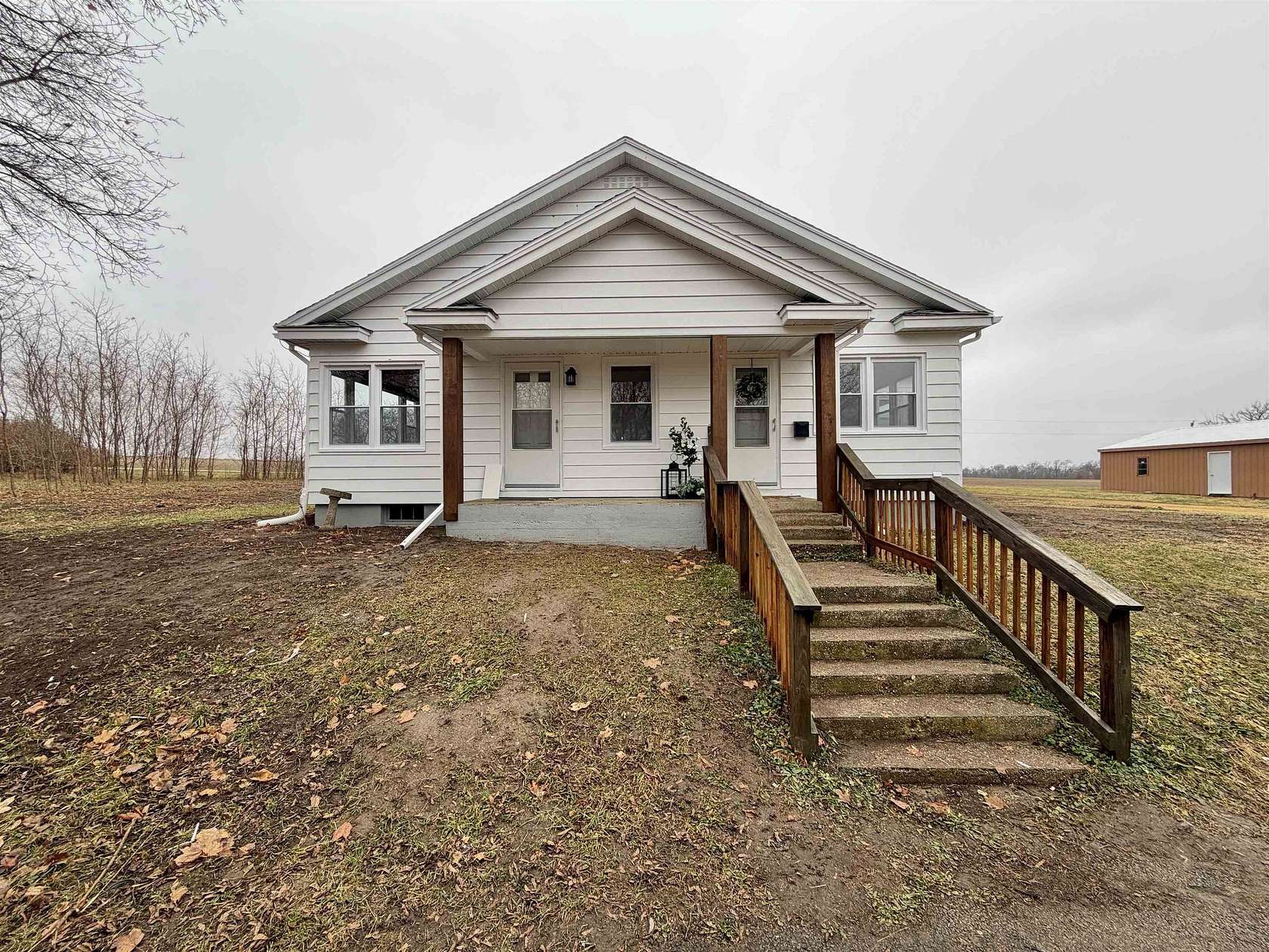 2.7 Acres of Residential Land with Home for Sale in Oregon, Illinois