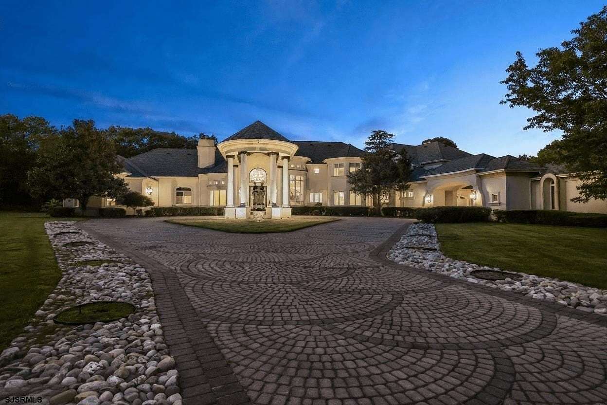 4 Acres of Residential Land with Home for Lease in Galloway, New Jersey