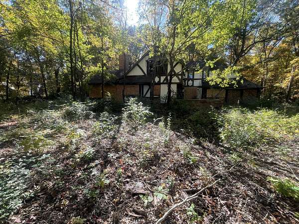 1.84 Acres of Residential Land with Home for Sale in Valparaiso, Indiana