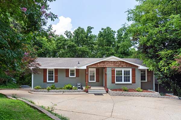 1.72 Acres of Residential Land with Home for Sale in Goodlettsville, Tennessee