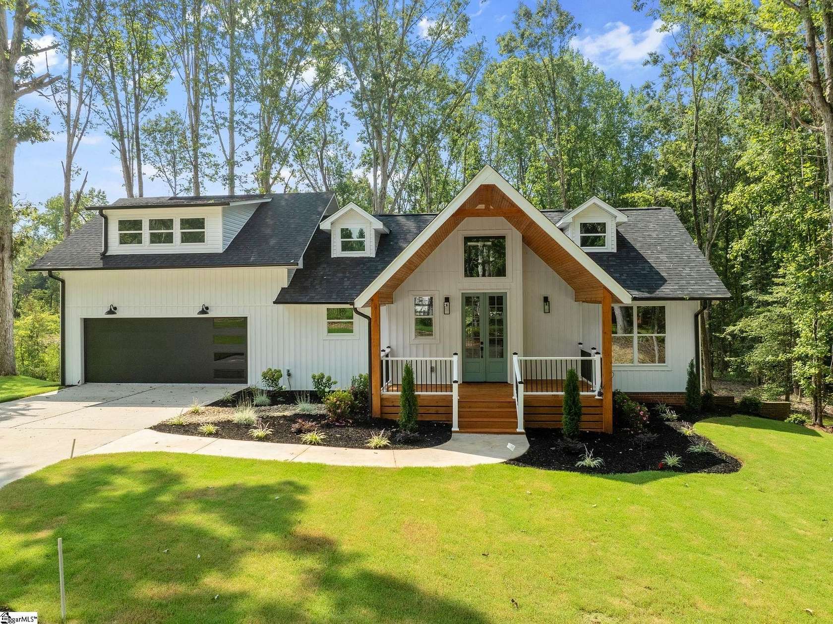 5.5 Acres of Residential Land with Home for Sale in Simpsonville, South Carolina