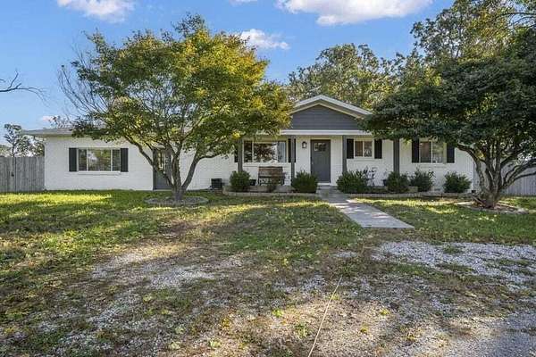 6.22 Acres of Land with Home for Sale in Clever, Missouri