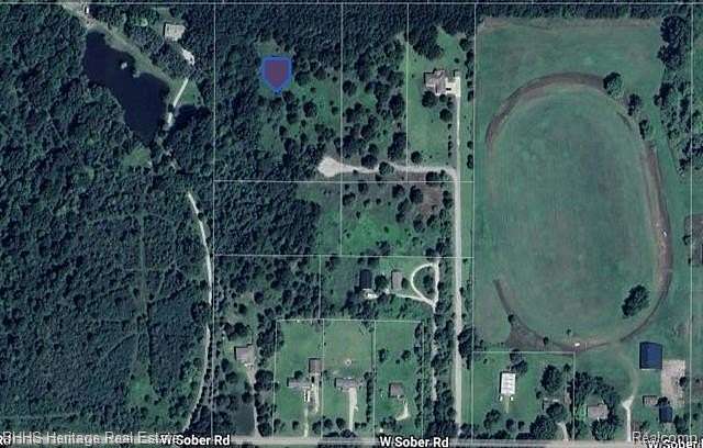 4.6 Acres of Residential Land for Sale in Fowlerville, Michigan