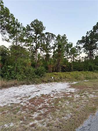 0.5 Acres of Residential Land for Sale in Alva, Florida