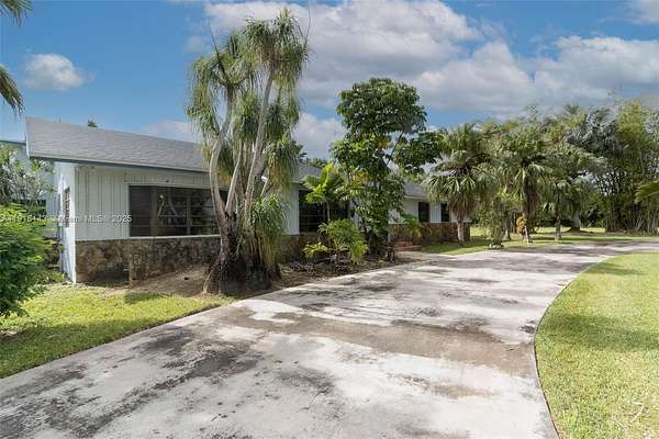 4 Acres of Residential Land with Home for Sale in Homestead, Florida