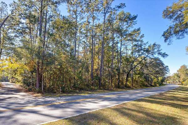 3 Acres of Residential Land for Sale in Tallahassee, Florida