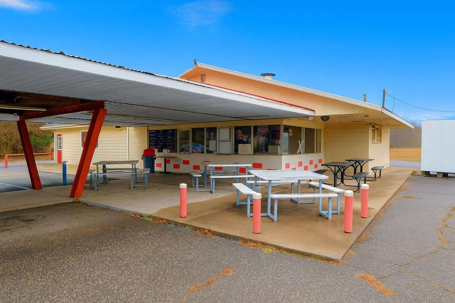 2 Acres of Improved Commercial Land for Sale in Dowagiac, Michigan