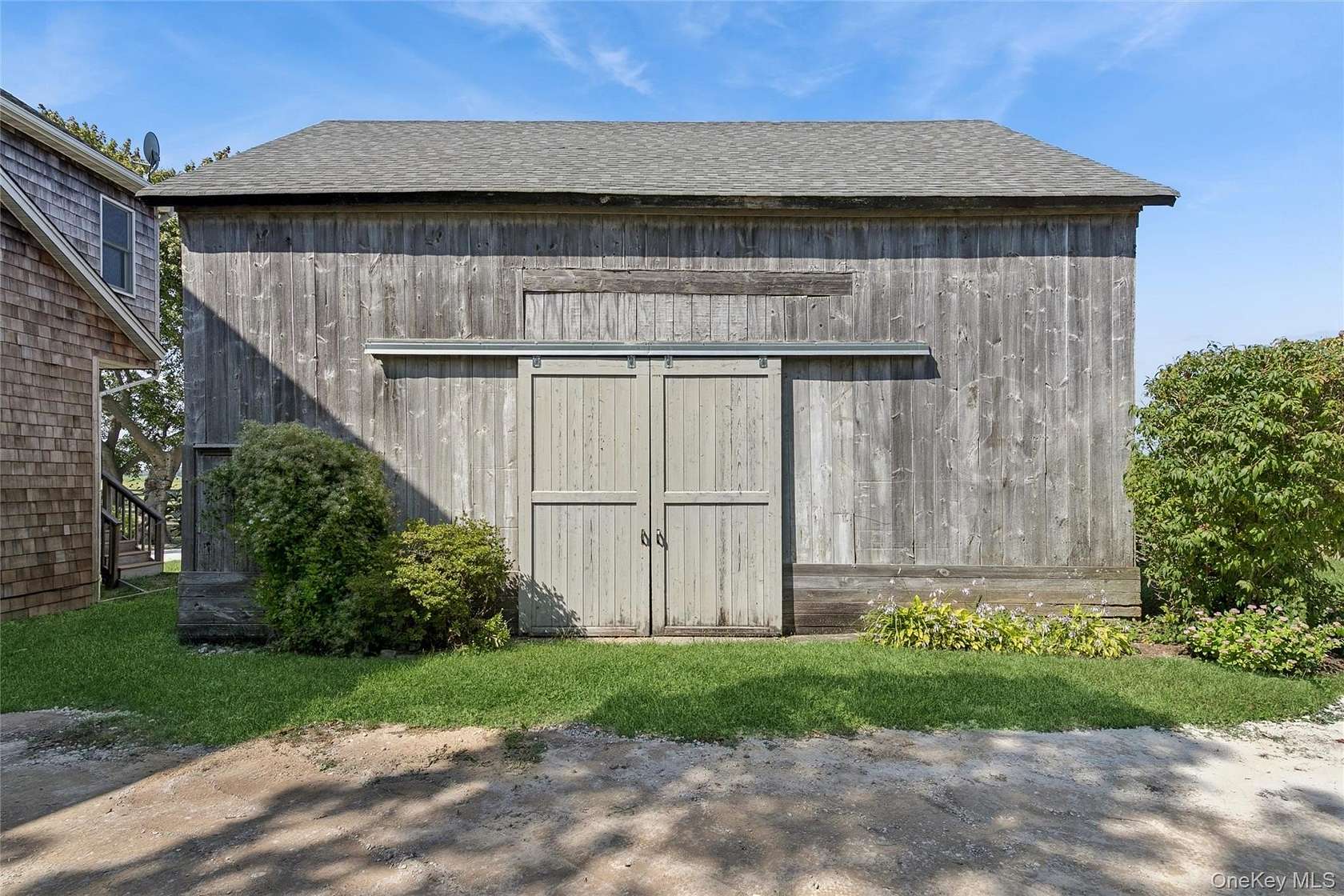 Residential Land with Home for Lease in Jamesport, New York