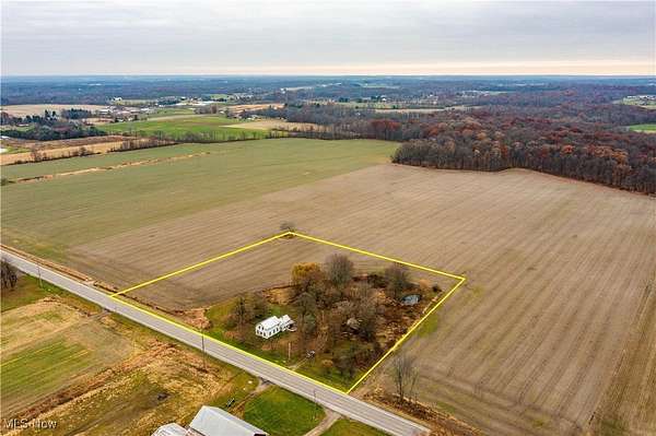 5 Acres of Residential Land with Home for Sale in Homerville, Ohio