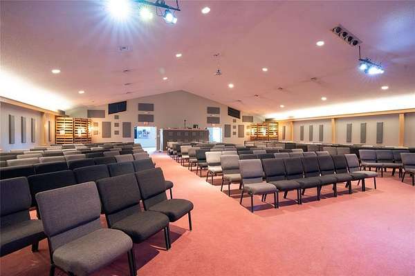 3.54 Acres of Improved Mixed-Use Land for Sale in Yukon, Oklahoma