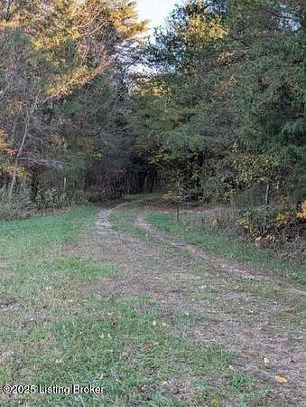 33.3 Acres of Recreational Land for Sale in Cave City, Kentucky