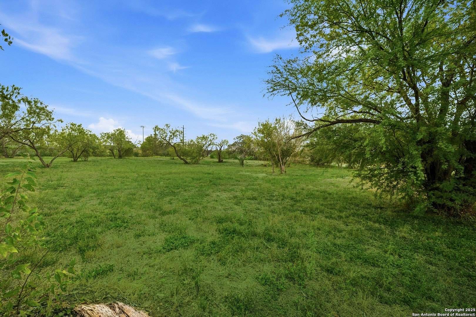 1 Acre of Residential Land for Sale in San Antonio, Texas
