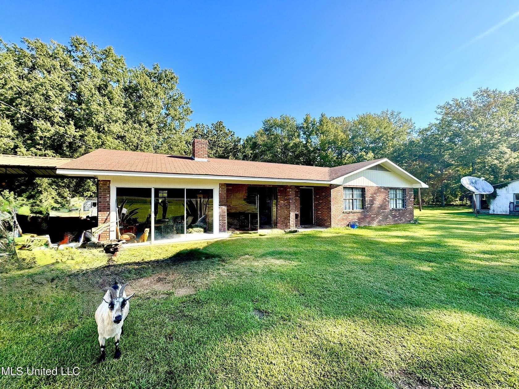 6.54 Acres of Land with Home for Sale in Brookhaven, Mississippi