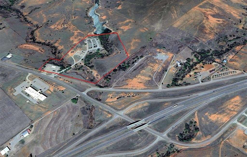 18 Acres of Improved Mixed-Use Land for Sale in Sayre, Oklahoma