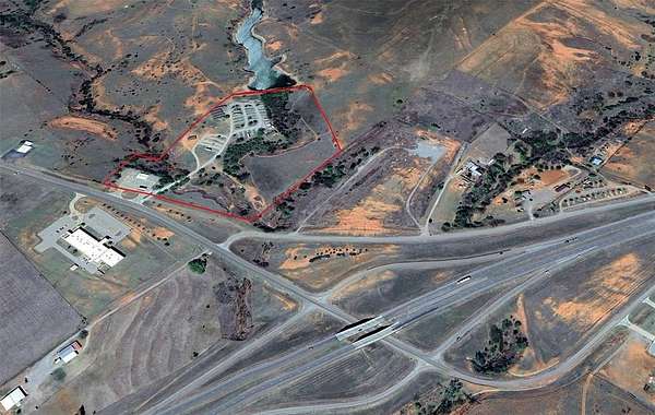 18 Acres of Improved Mixed-Use Land for Sale in Sayre, Oklahoma