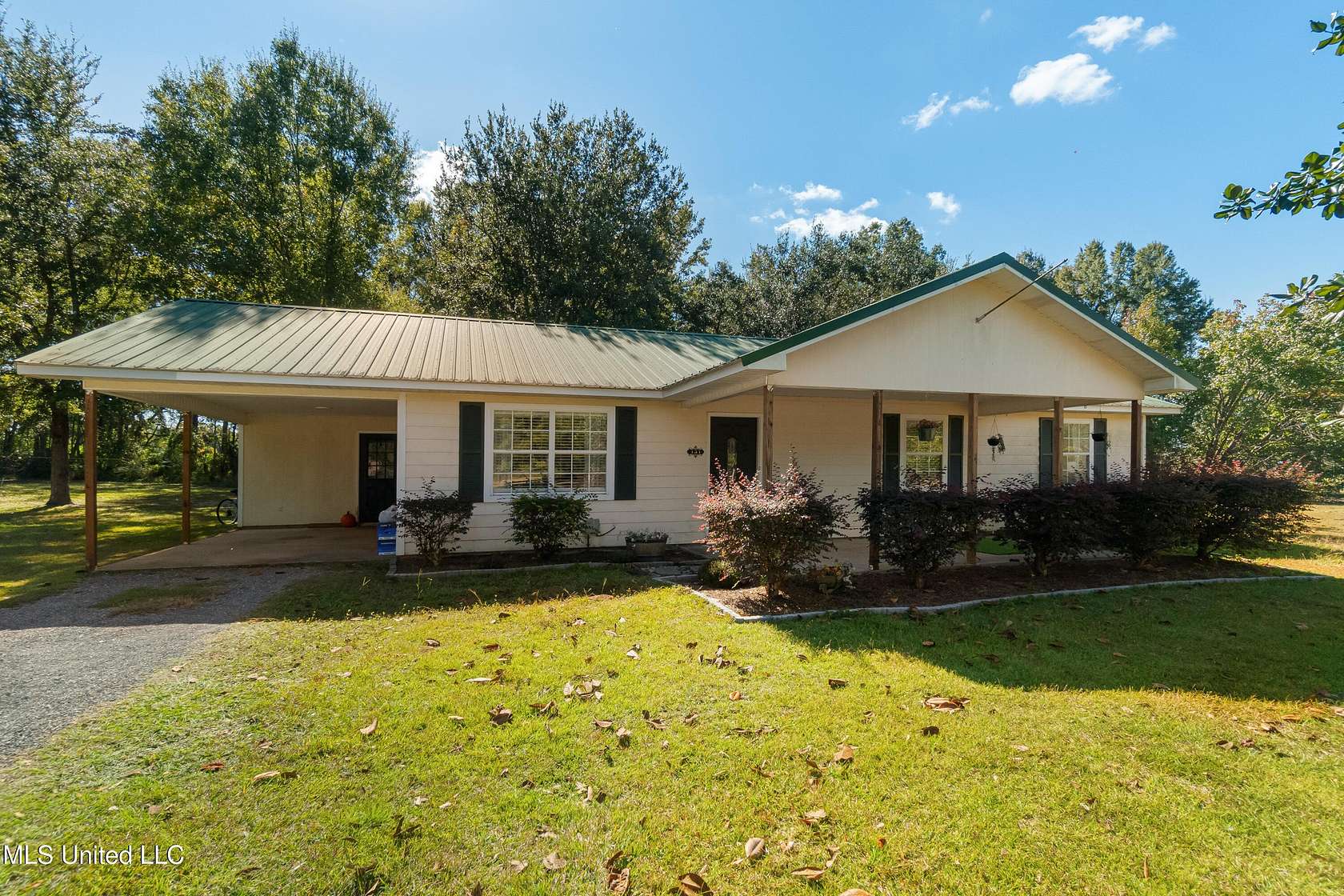 2 Acres of Residential Land with Home for Sale in Lucedale, Mississippi