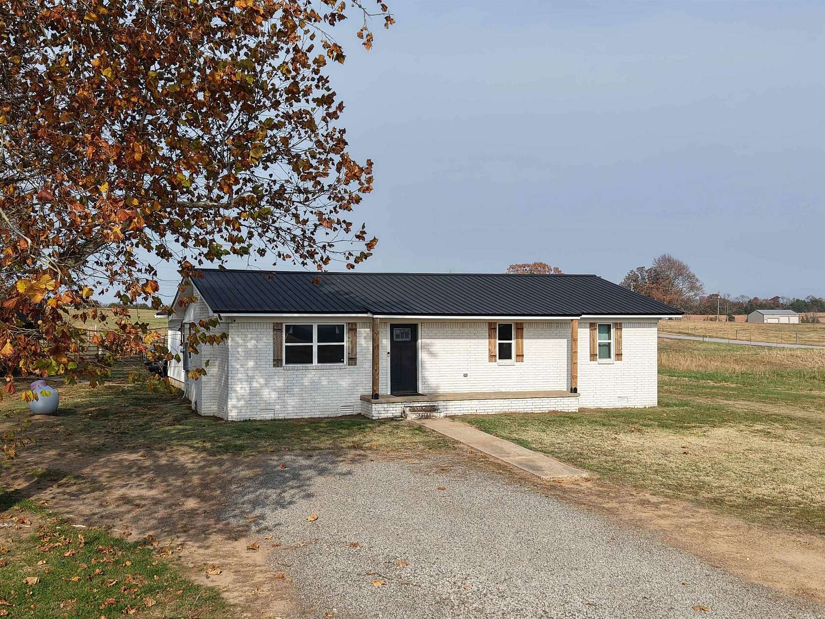 6 Acres of Land with Home for Sale in Rose Bud, Arkansas