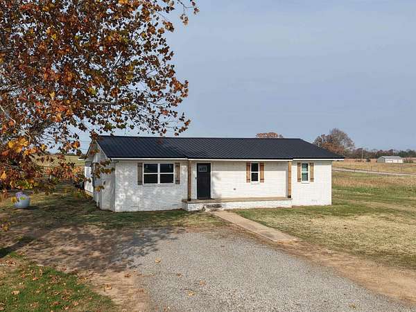 6 Acres of Land with Home for Sale in Rose Bud, Arkansas