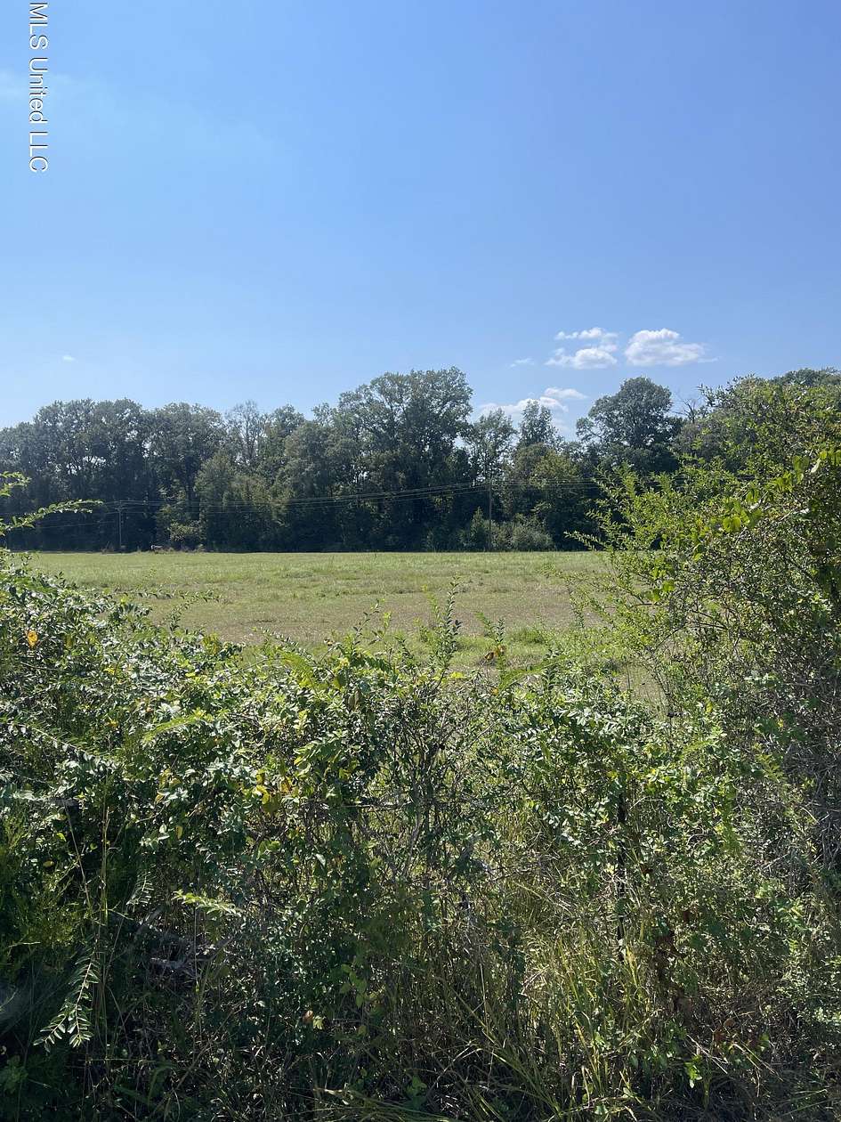 3.88 Acres of Residential Land for Sale in Wesson, Mississippi